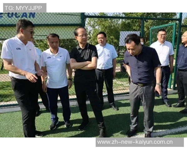 重庆足球队与西安足球队赛后分析力量对比与战术探讨 重庆足球队与西安足球队赛后分析力量对比与战术探讨