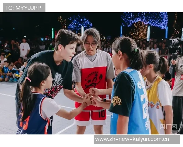 黄敏专访：从青涩少年到网球明星的成长之路回顾